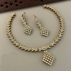 Elegant design cz stone neckset