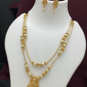 Matte gold finishing two layer pearl set