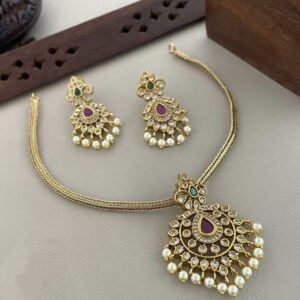 Premium quality simple neckset