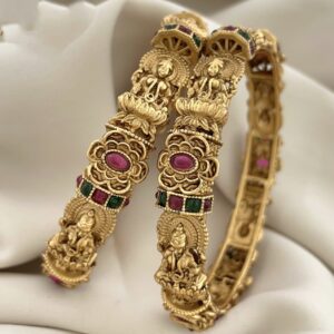 Matte gold finishing bangles