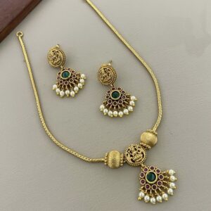 Premium quality simple neckset