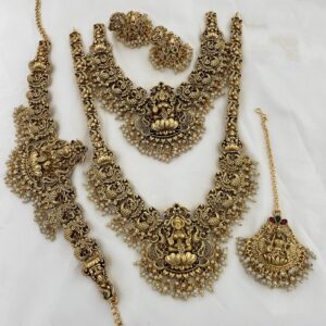 Matte gold finishing bridal set