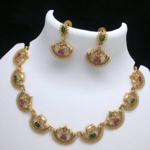 Matte gold finishing multi stone neckset
