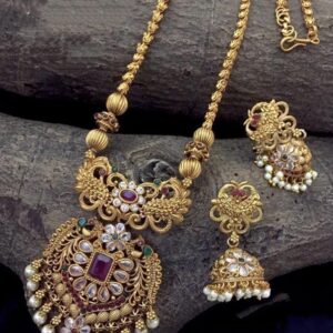 Traditional neckset