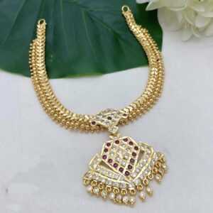 Traditional Impon neckset